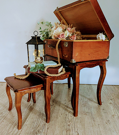 Tables Gigognes Anciennes en Bois